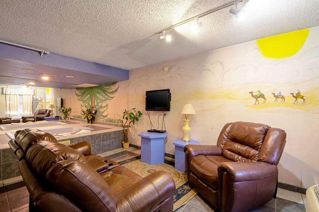 Economy Inn & Suites デントン エクステリア 写真