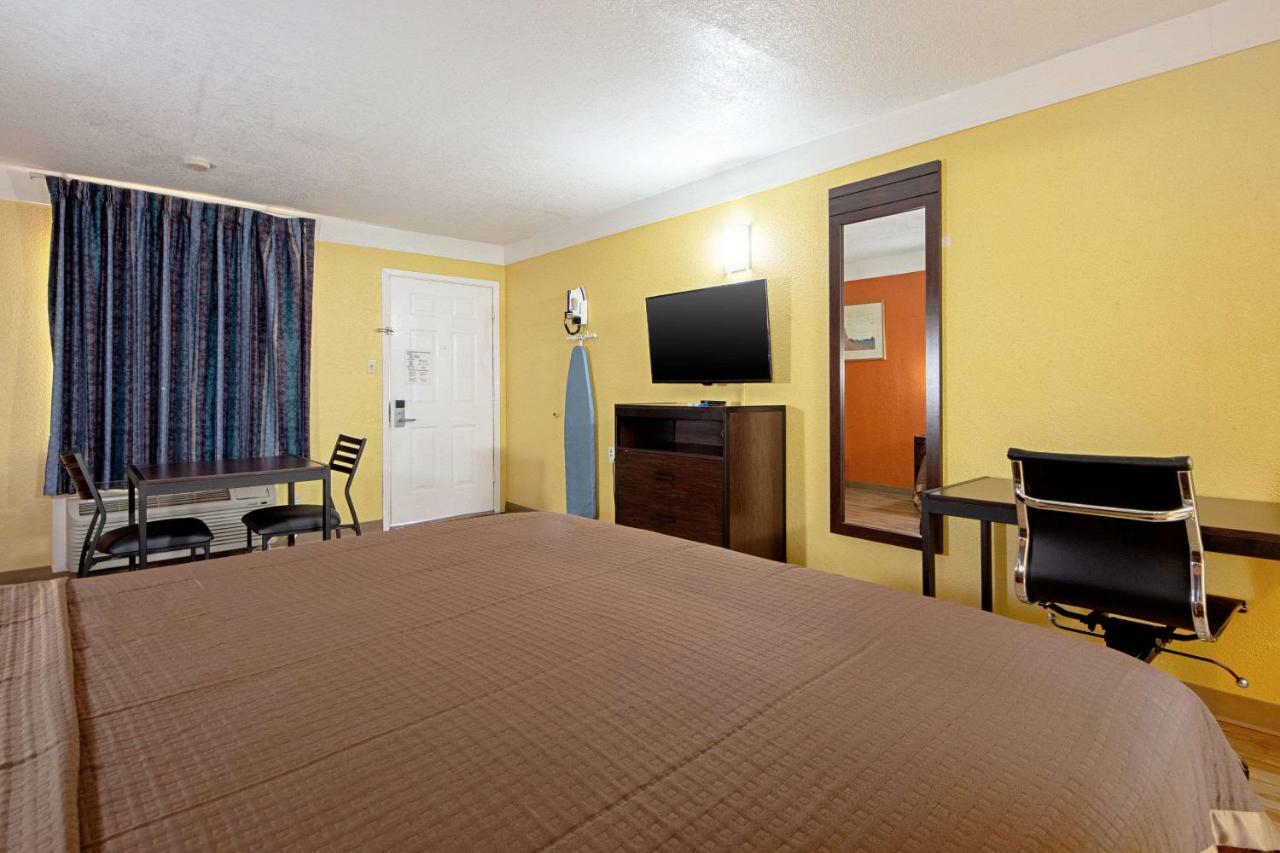 Economy Inn & Suites デントン エクステリア 写真