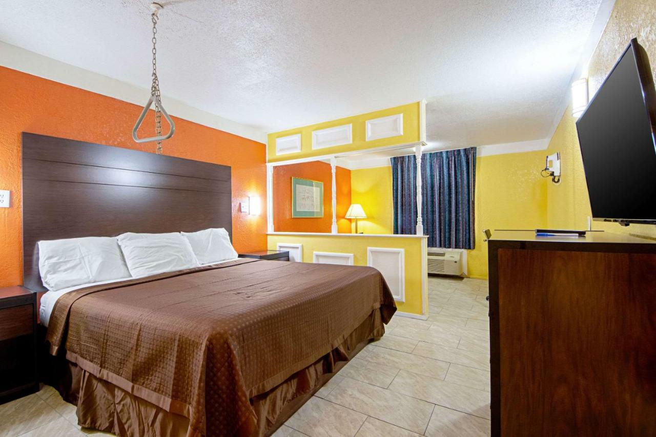 Economy Inn & Suites デントン エクステリア 写真
